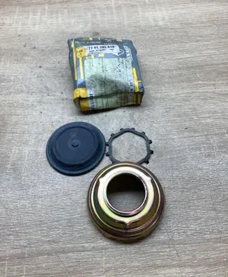 Renault 19 Fuel filter bracket/mount holder 7701205814