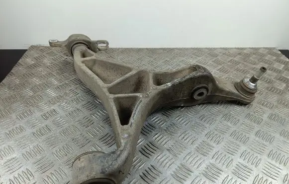 Jeep Grand Cherokee Front lower control arm/wishbone 04877716AB