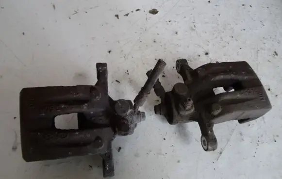 KIA Sportage Rear brake caliper