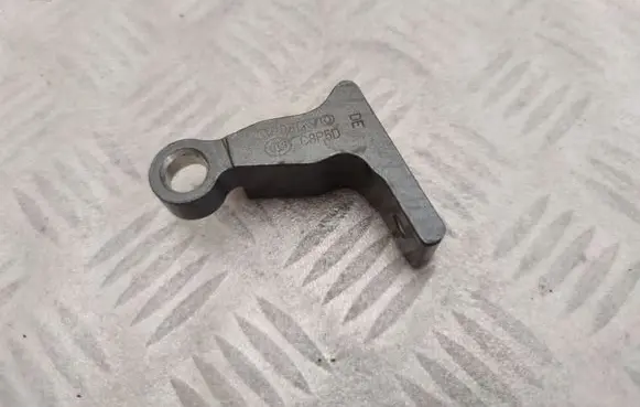 Volvo XC60 Rear door upper hinge 31424455
