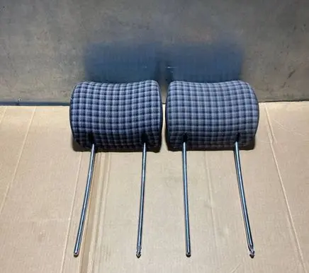 Mercedes-Benz E W124 Front seat headrest 