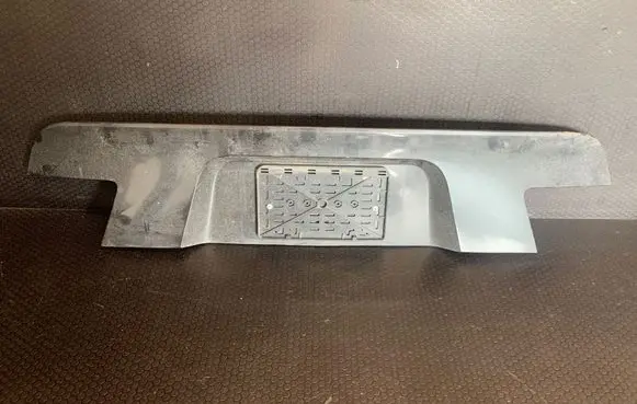 BMW 7 F01 F02 F03 F04 Tailgate trim 7186533 72758411 7320807