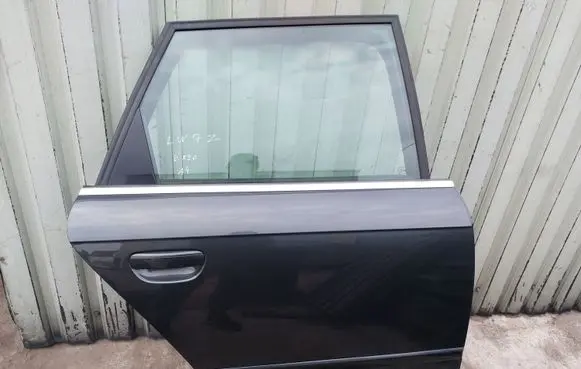 Seat Exeo (3R) Rear door