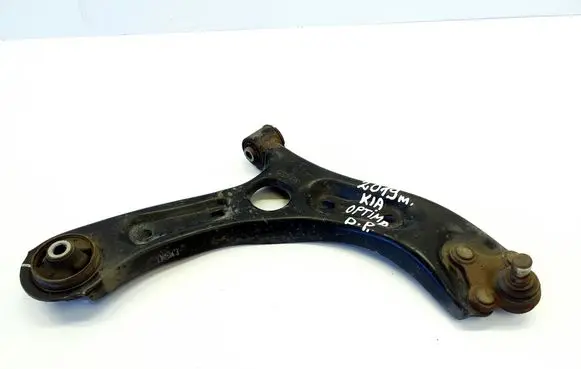 KIA Optima Front lower control arm/wishbone