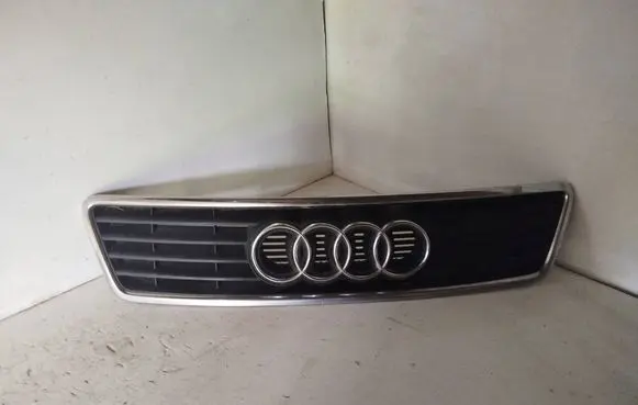Audi A6 Allroad C5 Front grill E0E0E0