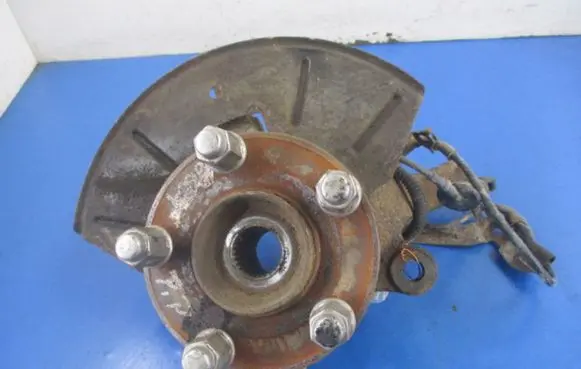 Ford Maverick Front wheel hub spindle knuckle