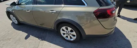Opel Insignia A Rear quarter panel Z30W