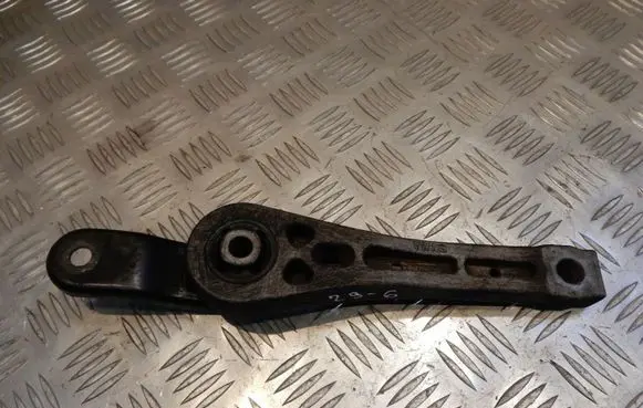 Volkswagen Touran I Engine mount bracket 1K099855L