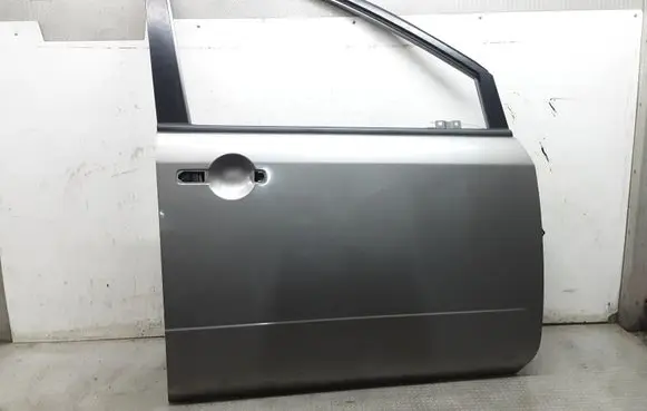 Nissan Prairie Front door