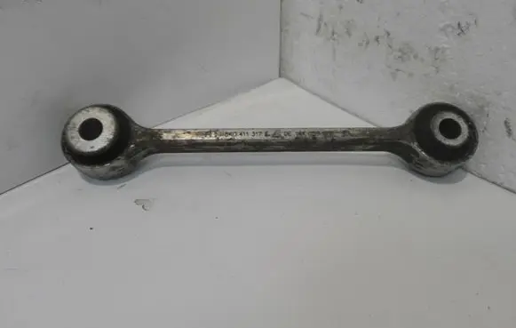 Front anti-roll bar/stabilizer link