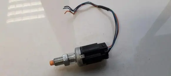 Toyota Prius (XW20) Brake pedal sensor switch