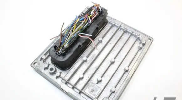 Ford Ka Engine control unit/module 6S6112A650BB