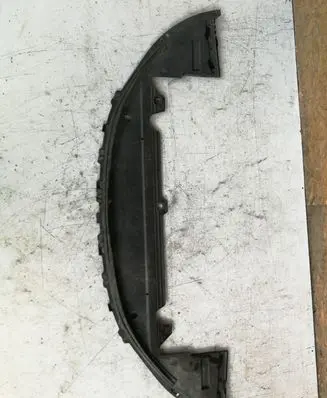 Volvo S80 Front bumper skid plate/under tray 30655172