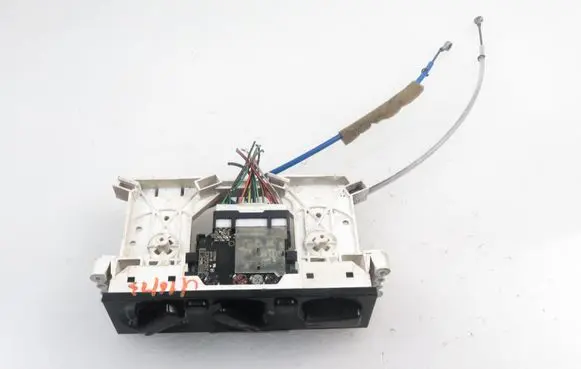 Mitsubishi Pajero Pinin Interior fan control switch 