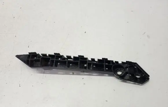 Subaru Outback (BS) Front bumper mounting bracket F16787