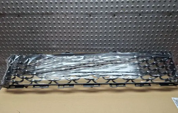 Fiat 500 Front bumper lower grill S26336940 735619520