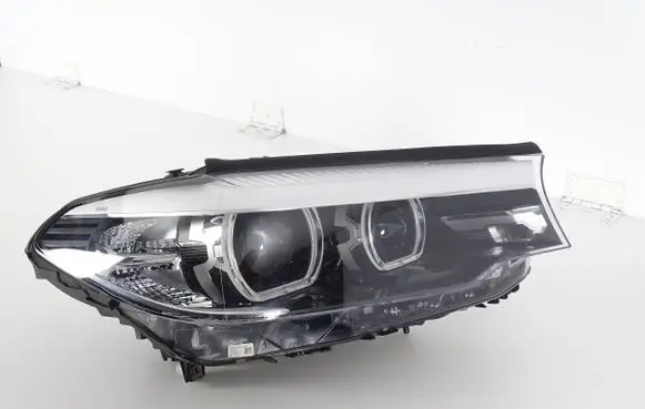 BMW 5 G30 G31 Headlight/headlamp 8499116 8499116-01