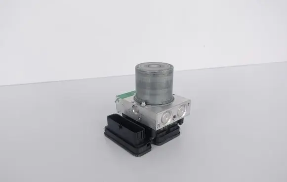 Mercedes-Benz C W205 ABS Pump A2059007045