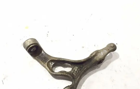 Front lower control arm/wishbone