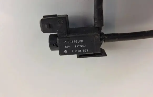 BMW 1 E81 E87 Turbo solenoid valve 7810831