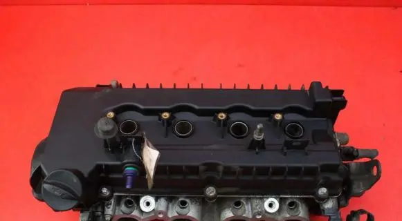 Mitsubishi Lancer VIII Engine head MN155154K