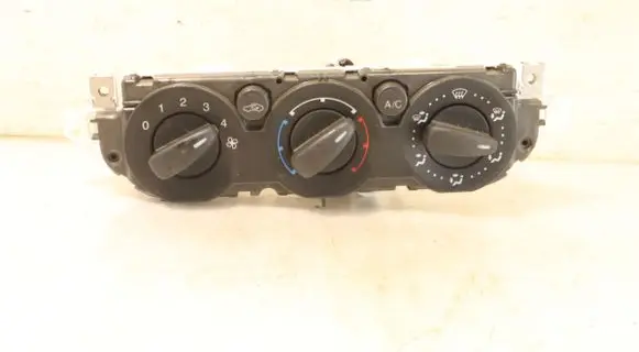 Ford Focus Interior fan control switch 