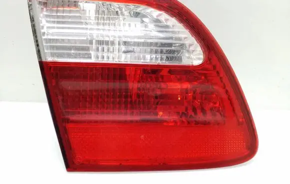 Mercedes-Benz E W211 Tailgate rear/tail lights A2118201364