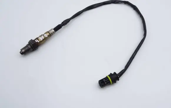 Mercedes-Benz E W210 Lambda probe sensor 0015408517 0258006353