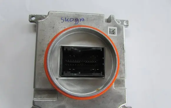 Skoda Octavia Mk3 (5E) Xenon control unit/module 7P5941591AD 7P5941591A 1036050008