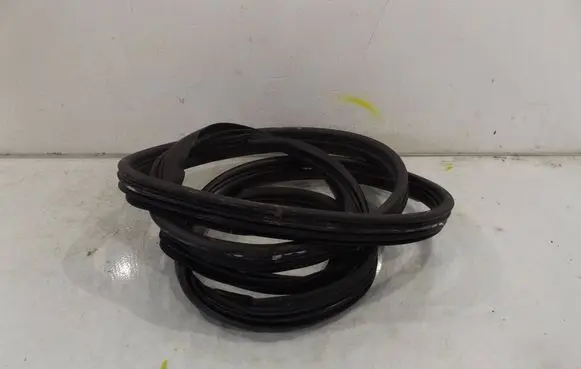 Alfa Romeo 147 Front door rubber seal 