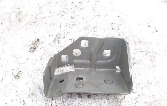 Renault Trafic III (X82) Other engine bay part 93451653B 3509568B