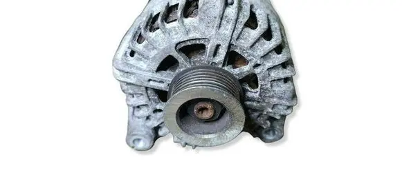 BMW 3 E90 E91 Generator/alternator 7802261 FG18S019 2543461C