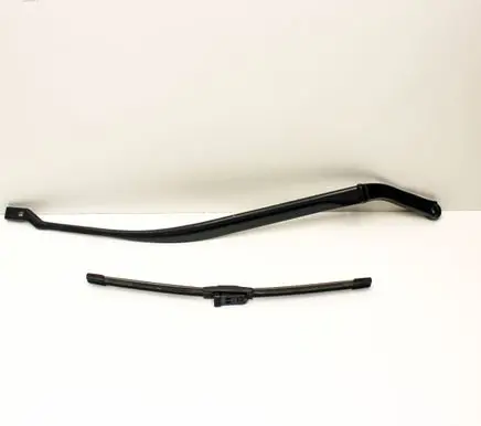 Maserati Ghibli Windshield/front glass wiper blade 670001642