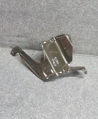 Battery bracket