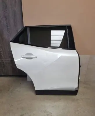 Peugeot 2008 II Rear door 