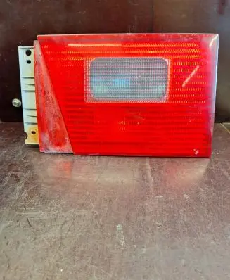 Seat Alhambra (Mk1) Tailgate rear/tail lights 7M3945112A 7M7945112