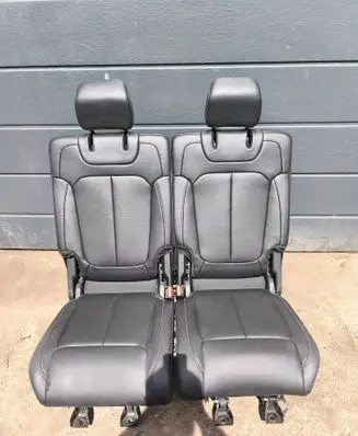 Jeep Grand Cherokee WL Third row seats