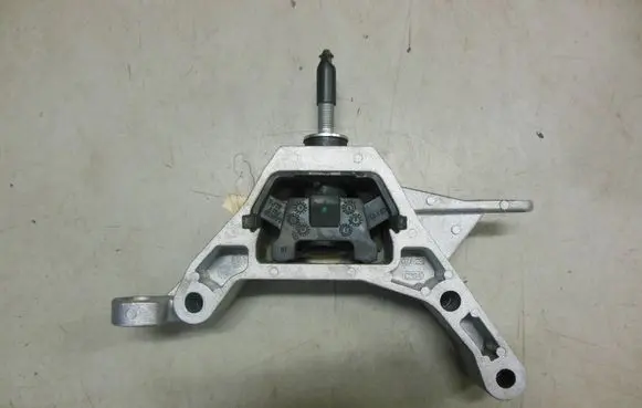 Fiat 500L Engine mount vacuum valve 51944911