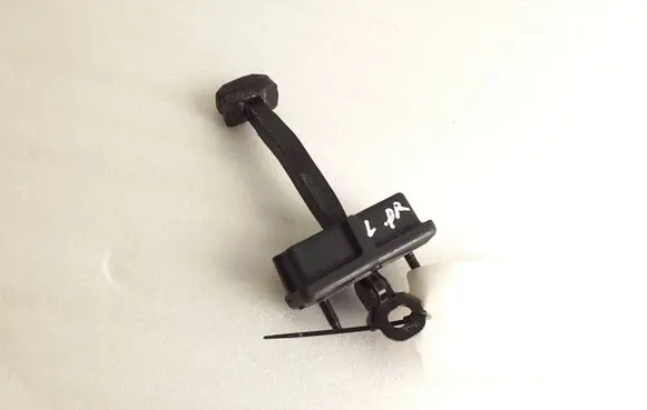 Maserati Levante Front door check strap stopper 080083