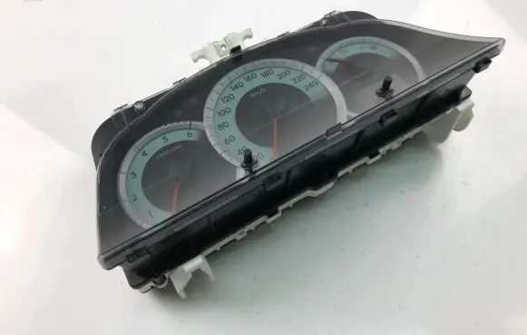Toyota Corolla Verso E121 Speedometer (instrument cluster) 838000F092