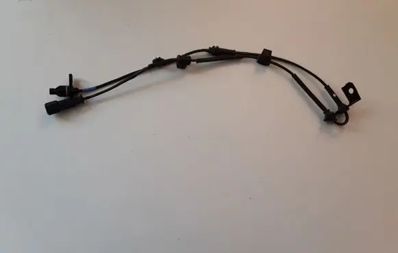 Hyundai Tucson TL ABS brake wheel speed sensor PA612CF33