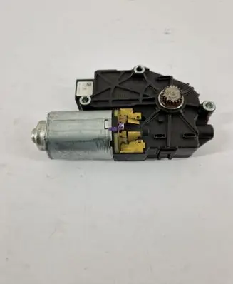 KIA Sportage Sunroof motor/actuator 2226114A