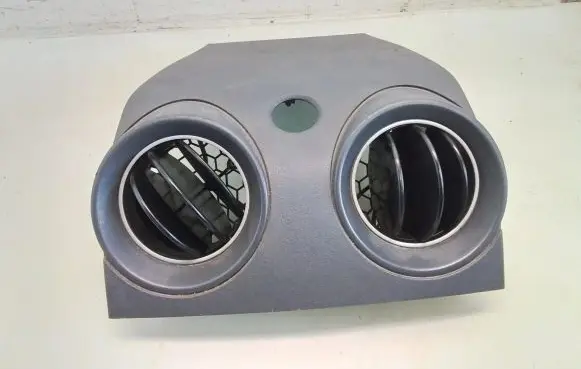 Mitsubishi Colt Dash center air vent grill MR951746