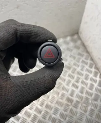 Saab 9-5 Hazard light switch 4109526
