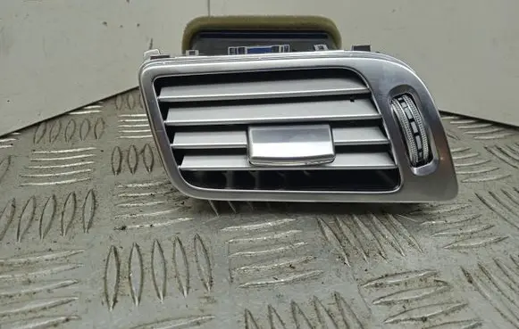 Mercedes-Benz CLS C218 X218 Dashboard side air vent grill/cover trim A2188300154