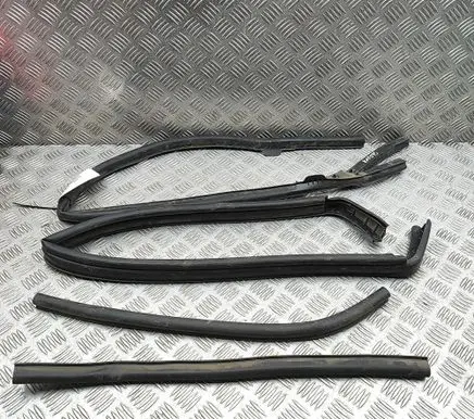 Land Rover Discovery Sport Engine compartment rubber LK7216K816A LK7216C834A