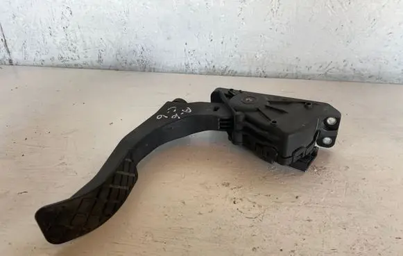 Audi A6 S6 C6 4F Accelerator throttle pedal 4F1723523B 6PV00898406