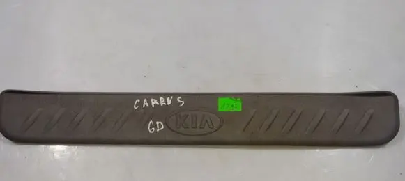 KIA Carens II Rear sill trim cover 858841D100
