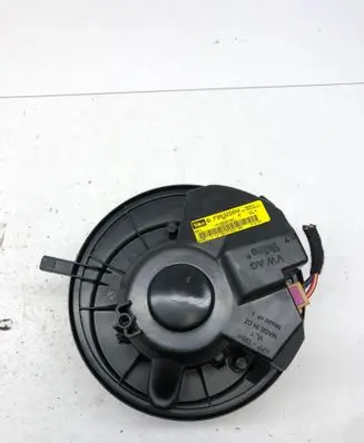 Audi A3 S3 A3 Sportback 8P Heater fan/blower 1K1820015C F983228M
