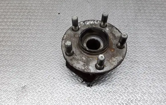 Subaru Legacy Front wheel hub